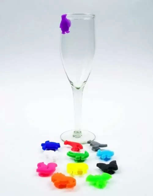Marcadores para copas o vasos con forma de diferentes animales.
