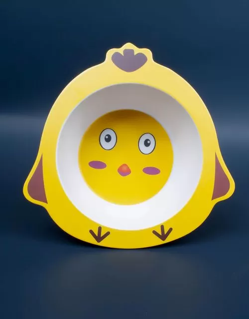 Platos ecológicos fabricados con bambú.