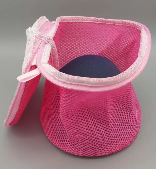 2 bolsas de malla para cuidar tu ropa interior y lencería.