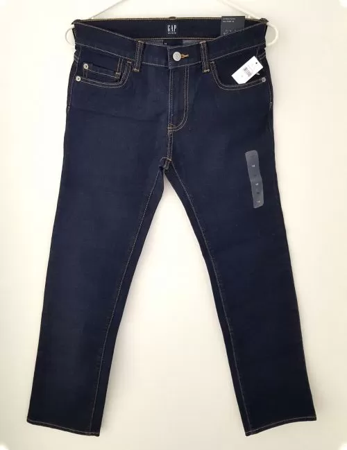 Mezclilla para niño marca GAP. Talla 12. 